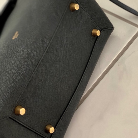 CELINE MINI BELT BAG IN BLACK GRAINED CALFSKIN - Picture 8 of 8